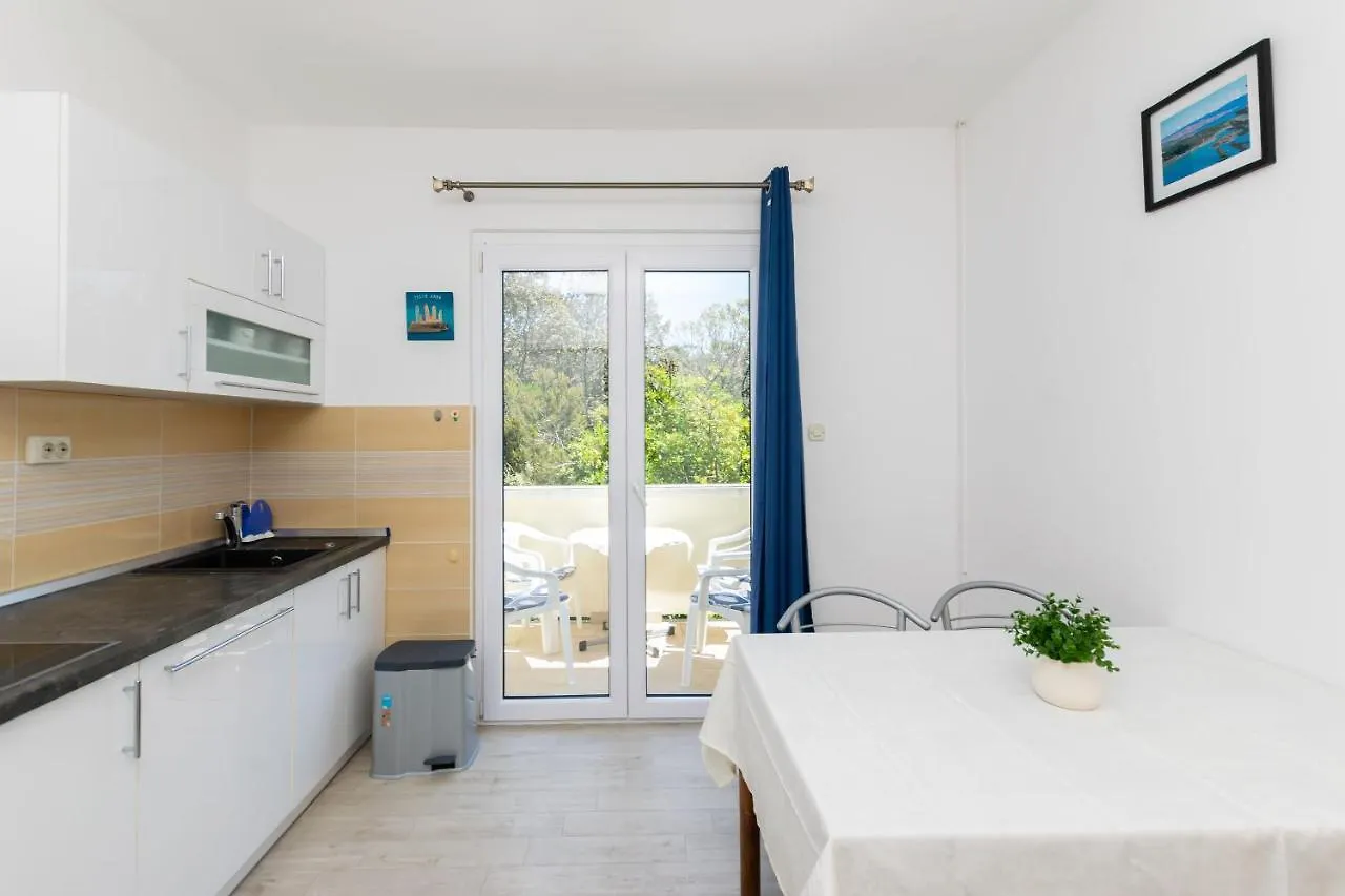 Apartments Marija Sabina Lopar