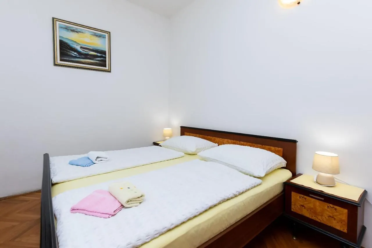 Apartments Marija Sabina Lopar