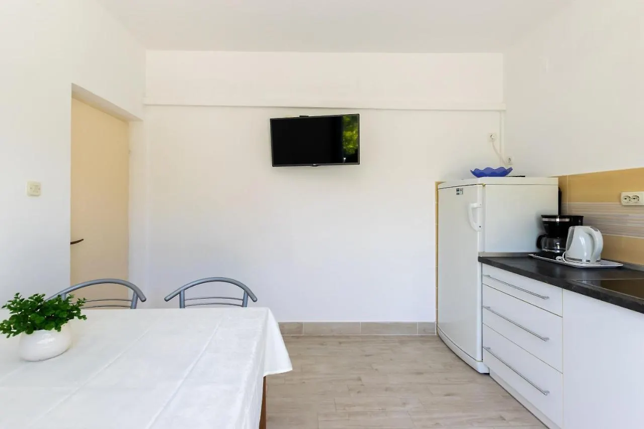 Apartments Marija Sabina Lopar