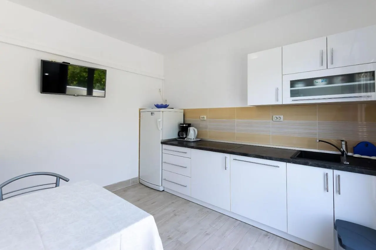 Apartments Marija Sabina Lopar 0*,  Croatia