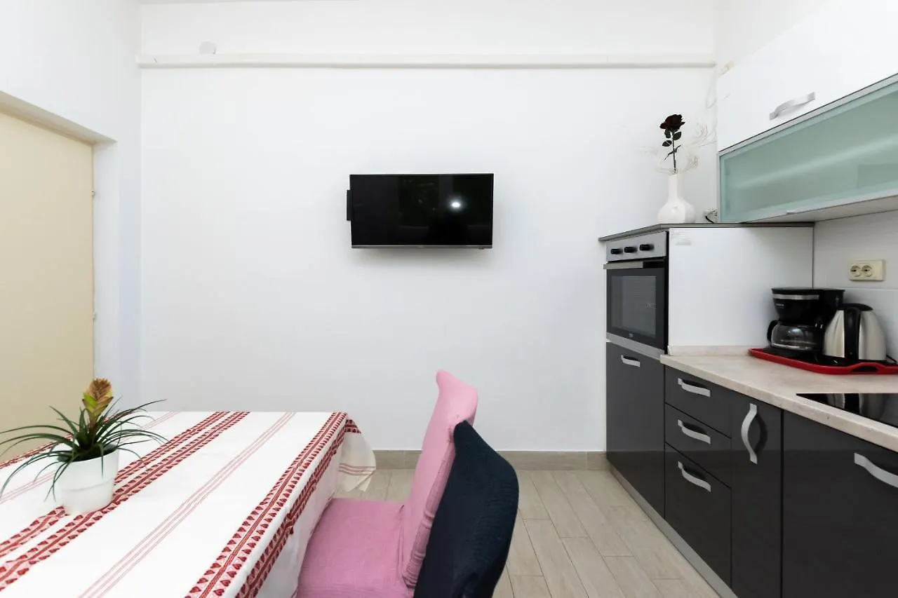 Apartments Marija Sabina Lopar