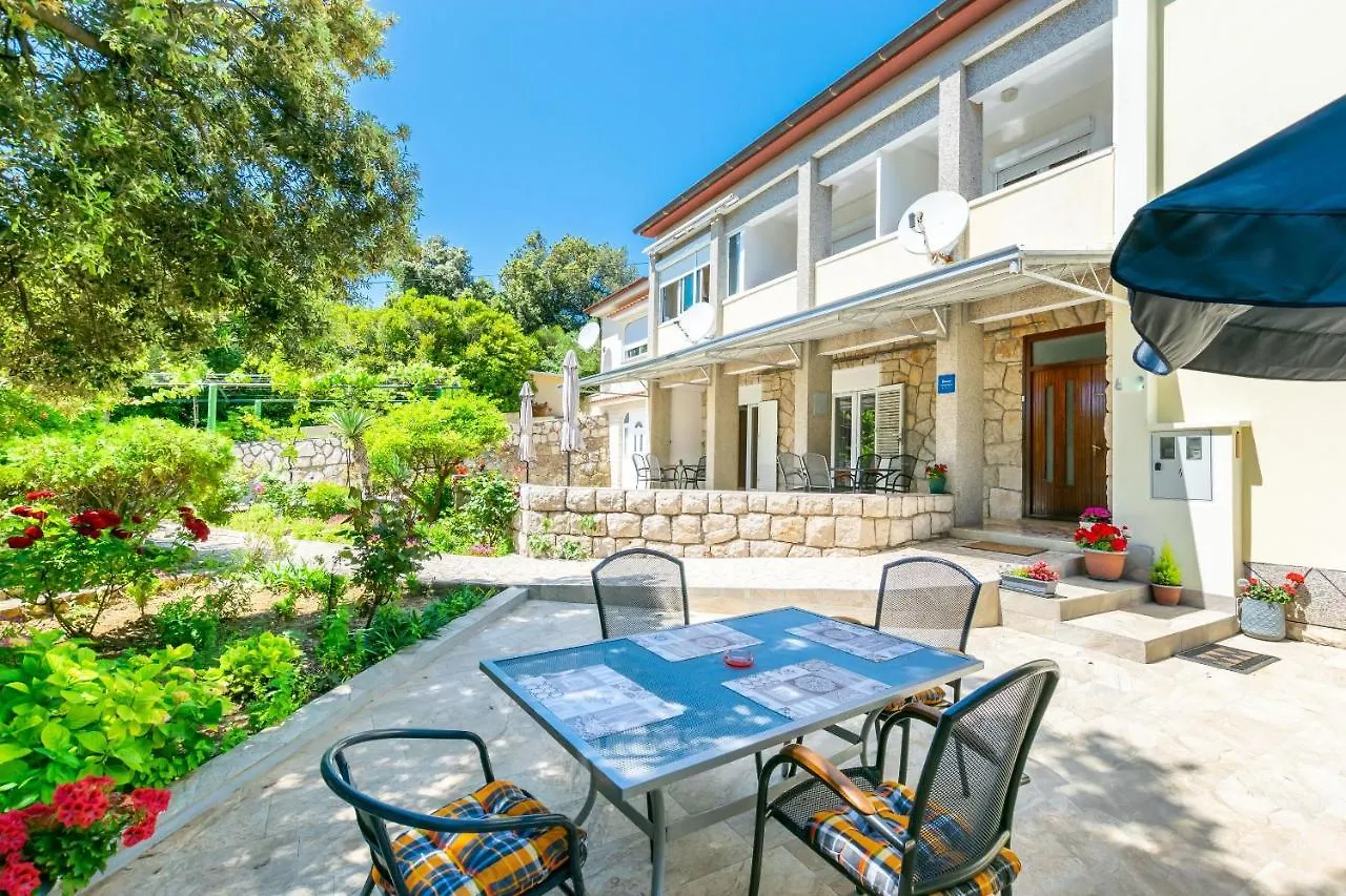 Apartments Marija Sabina Lopar