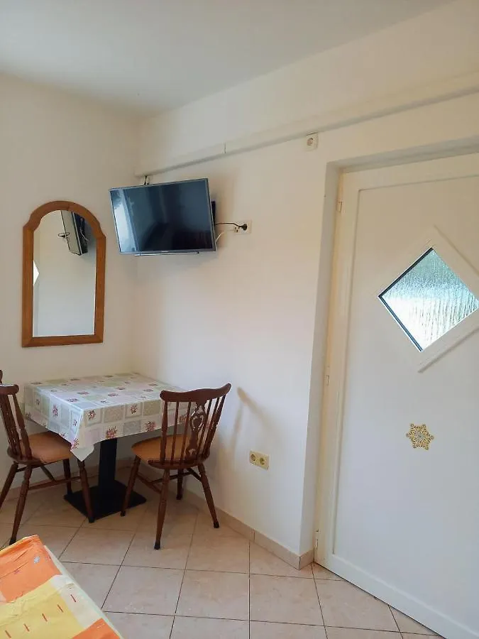 Apartments Marija Sabina Lopar