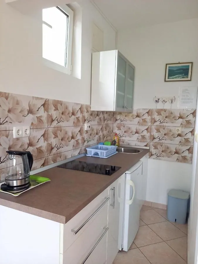 Apartments Marija Sabina Lopar 0*,